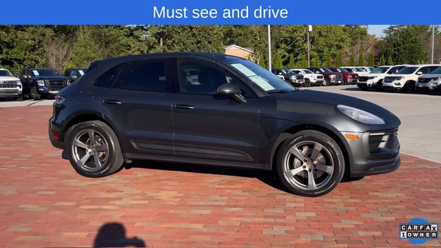 Used 2023 Porsche Macan image 2