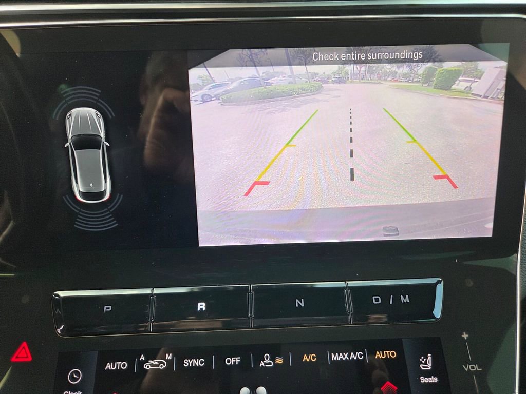 Used 2023 Maserati Grecale Modena image 14