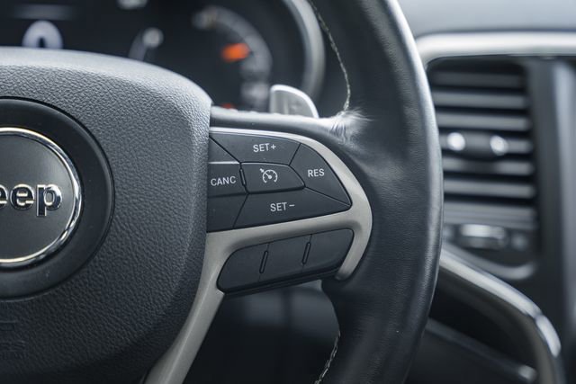 Used 2016 Jeep Grand Cherokee Limited image 29