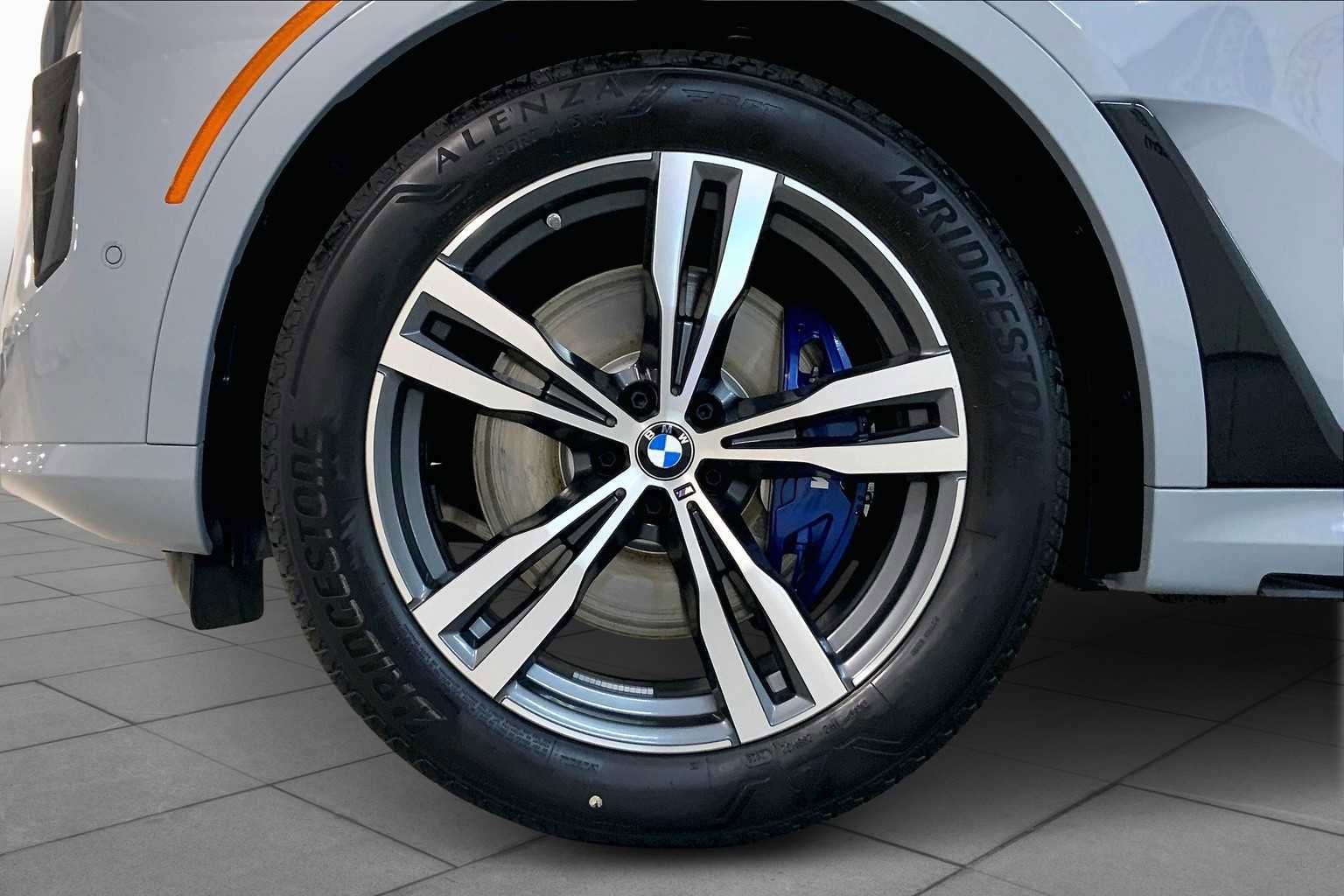 New 2026 BMW X7 xDrive40i w/ M Sport Package image 11