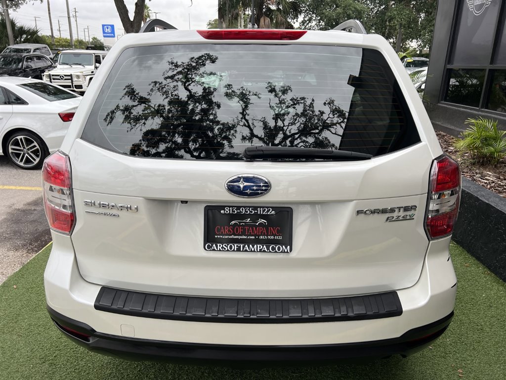 Used 2015 Subaru Forester 2.5i w/ Alloy Wheel Package AWD/4WD image 5