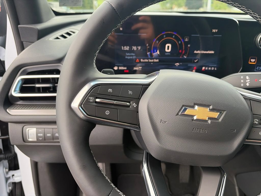 New 2026 Chevrolet Traverse LT w/ Driver Confidence Package AWD/4WD image 16