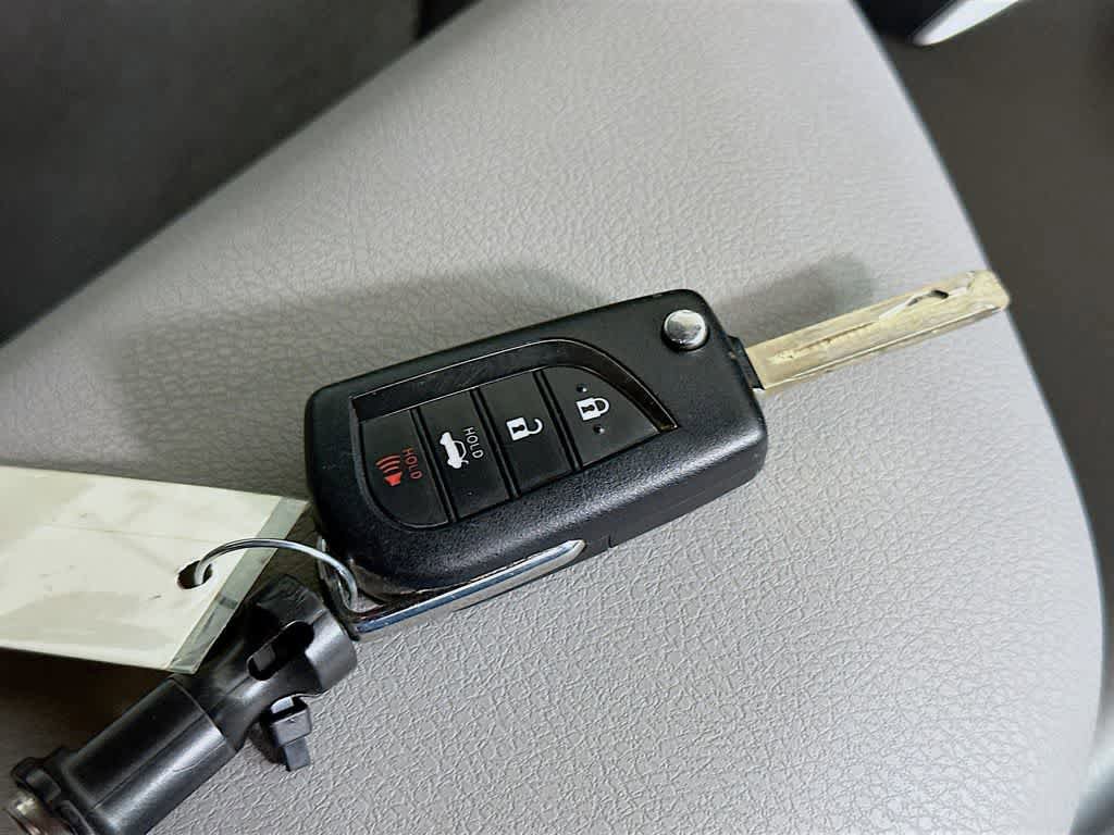 Used 2024 Toyota Camry LE FWD image 21