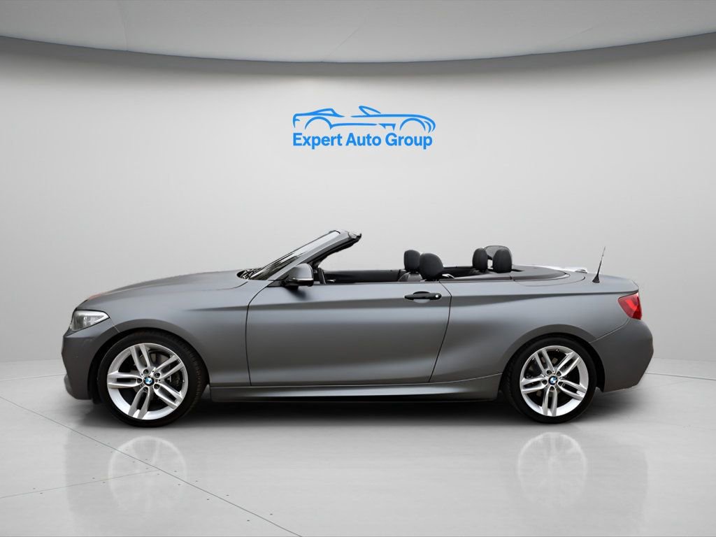 Used 2017 BMW 230i Convertible RWD image 2
