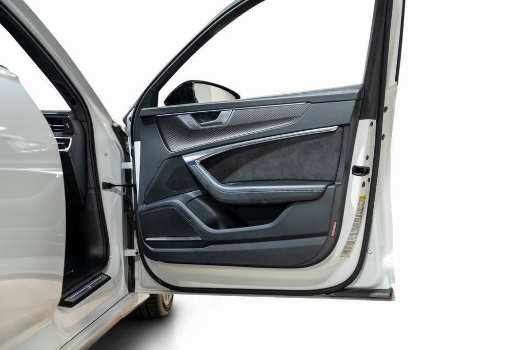 Used 2021 Audi S6 Prestige w/ Prestige Package image 56