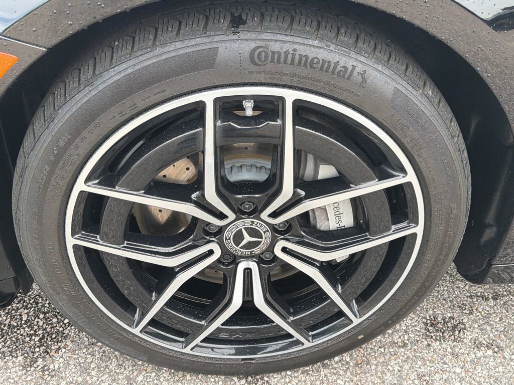 Used 2022 Mercedes-Benz E 350 Sedan image 9