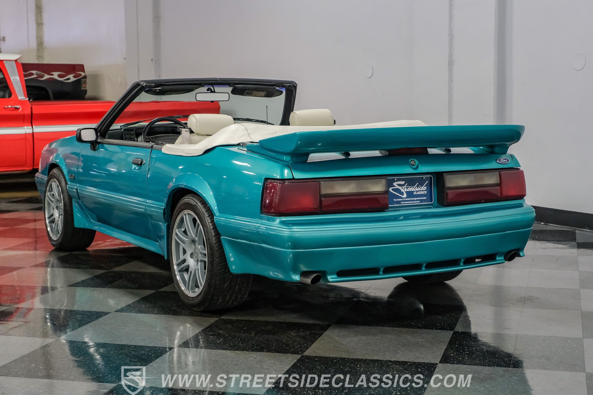 Used 1991 Ford Mustang LX RWD image 10