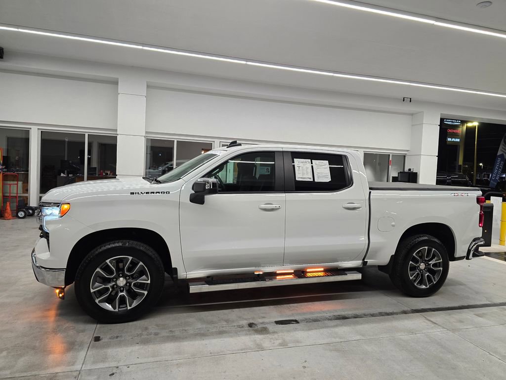 Used 2024 Chevrolet Silverado 1500 LT w/ All Star Edition Plus AWD/4WD image 3