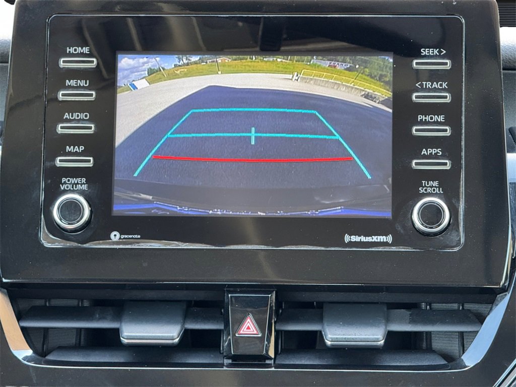 Used 2021 Toyota Camry SE image 12