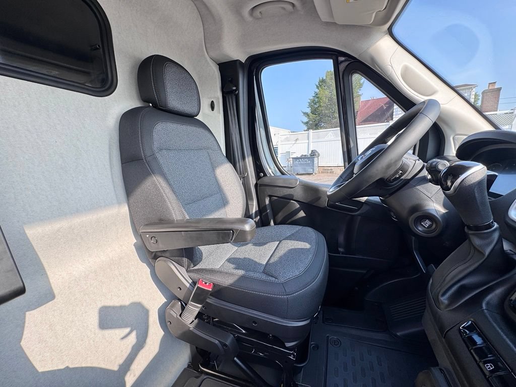 Used 2026 RAM ProMaster 1500 w/ Quick Order Package 22H SLT+ FWD image 21