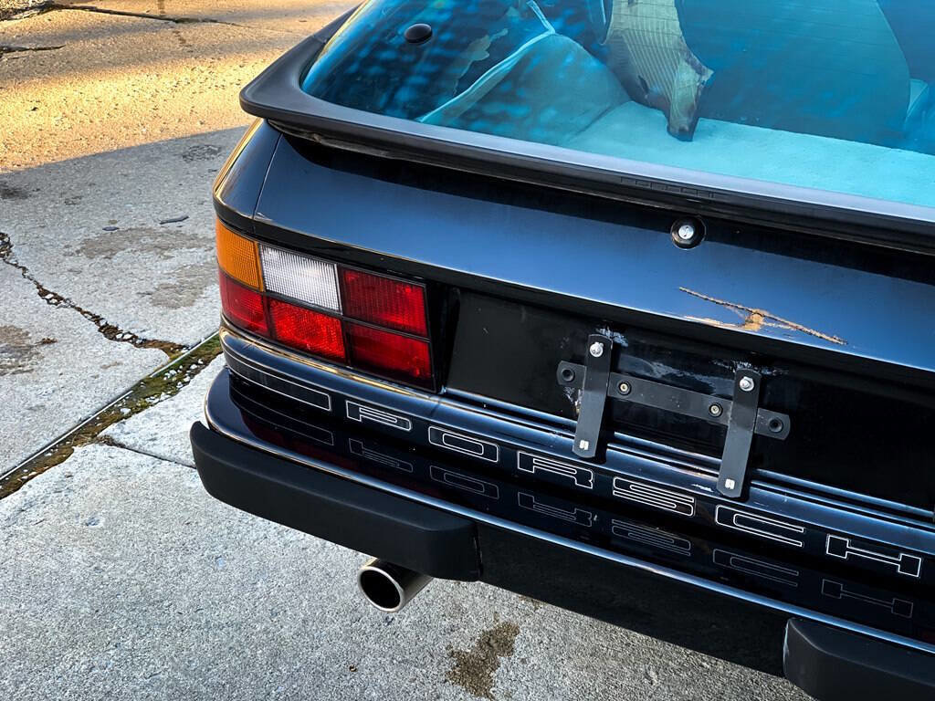 Used 1987 Porsche 924 S RWD image 8