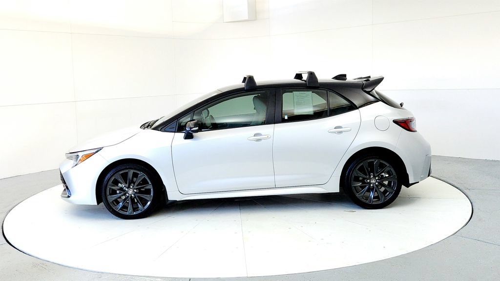 Used 2026 Toyota Corolla XSE FWD image 3