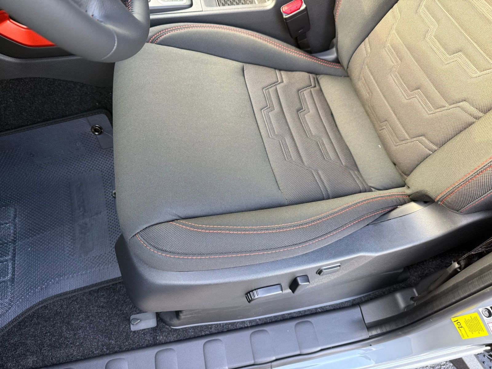 New 2026 Nissan Frontier PRO-4X w/ Pro-4x Convenience Package image 12