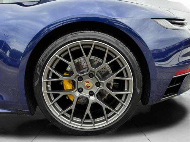 Used 2024 Porsche 911 Carrera RWD image 45