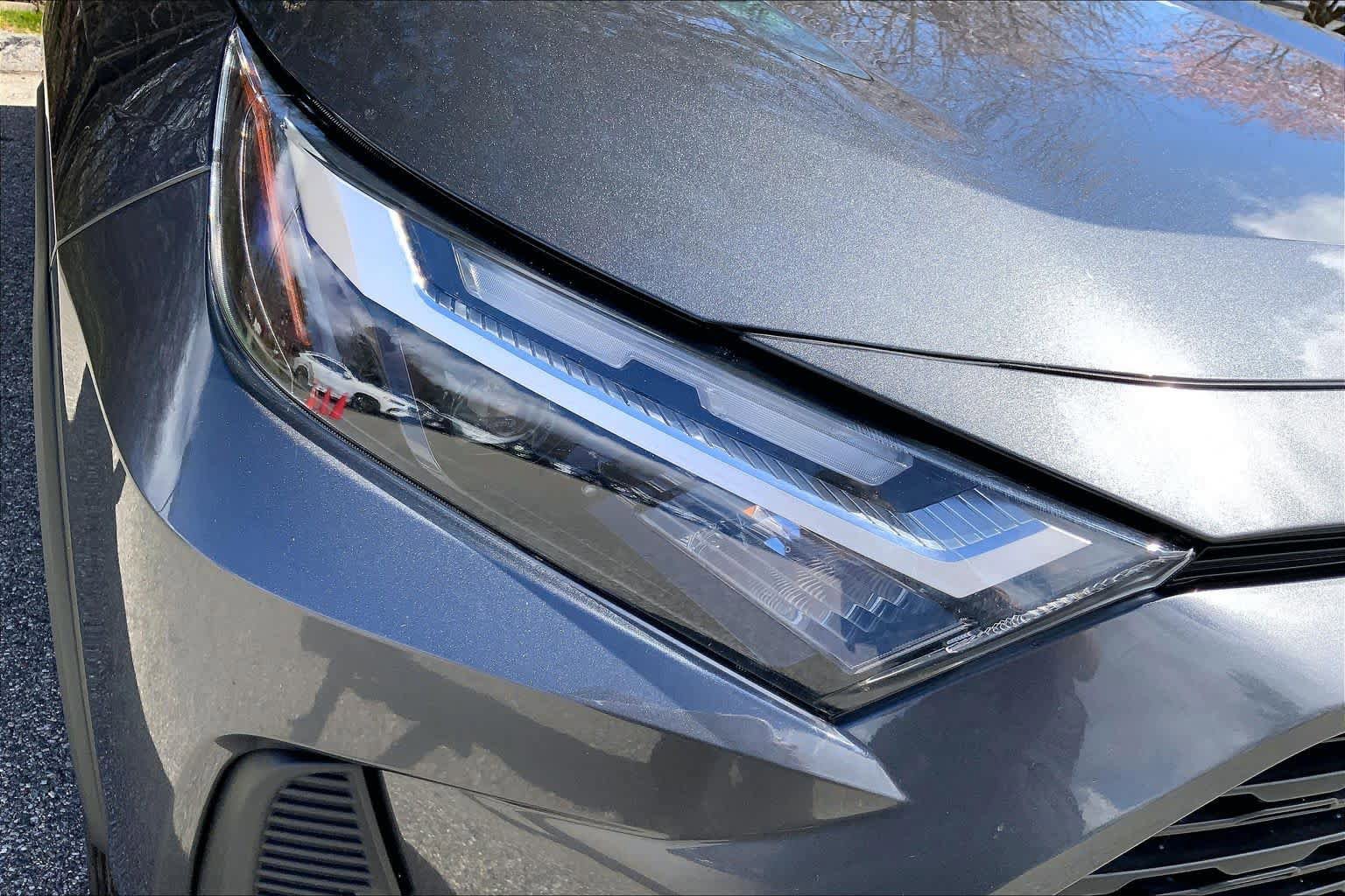 Used 2022 Toyota RAV4 XLE w/ Convenience Package AWD/4WD image 27