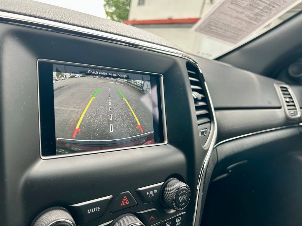 Used 2018 Jeep Grand Cherokee Limited AWD/4WD image 23