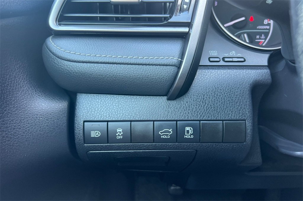 Used 2022 Toyota Camry SE image 29