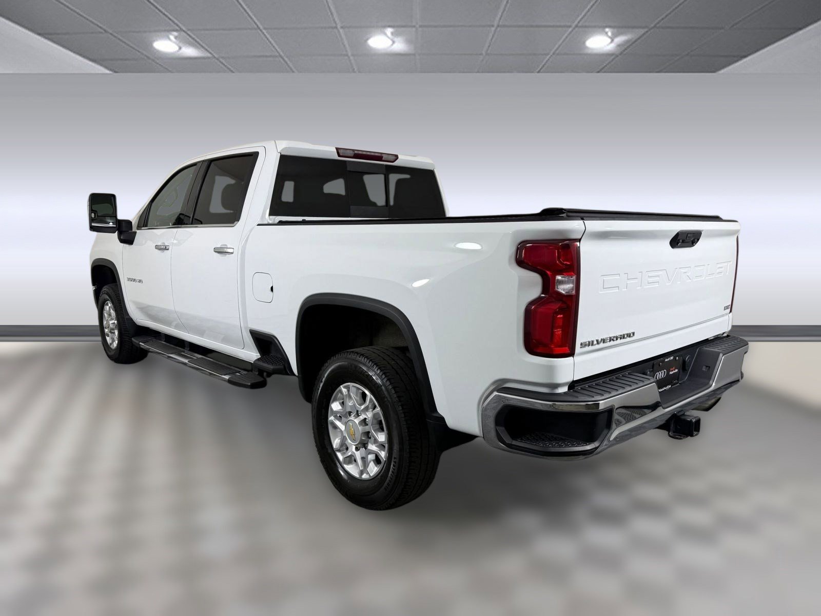 Used 2021 Chevrolet Silverado 3500 LTZ w/ LTZ Convenience Package image 3