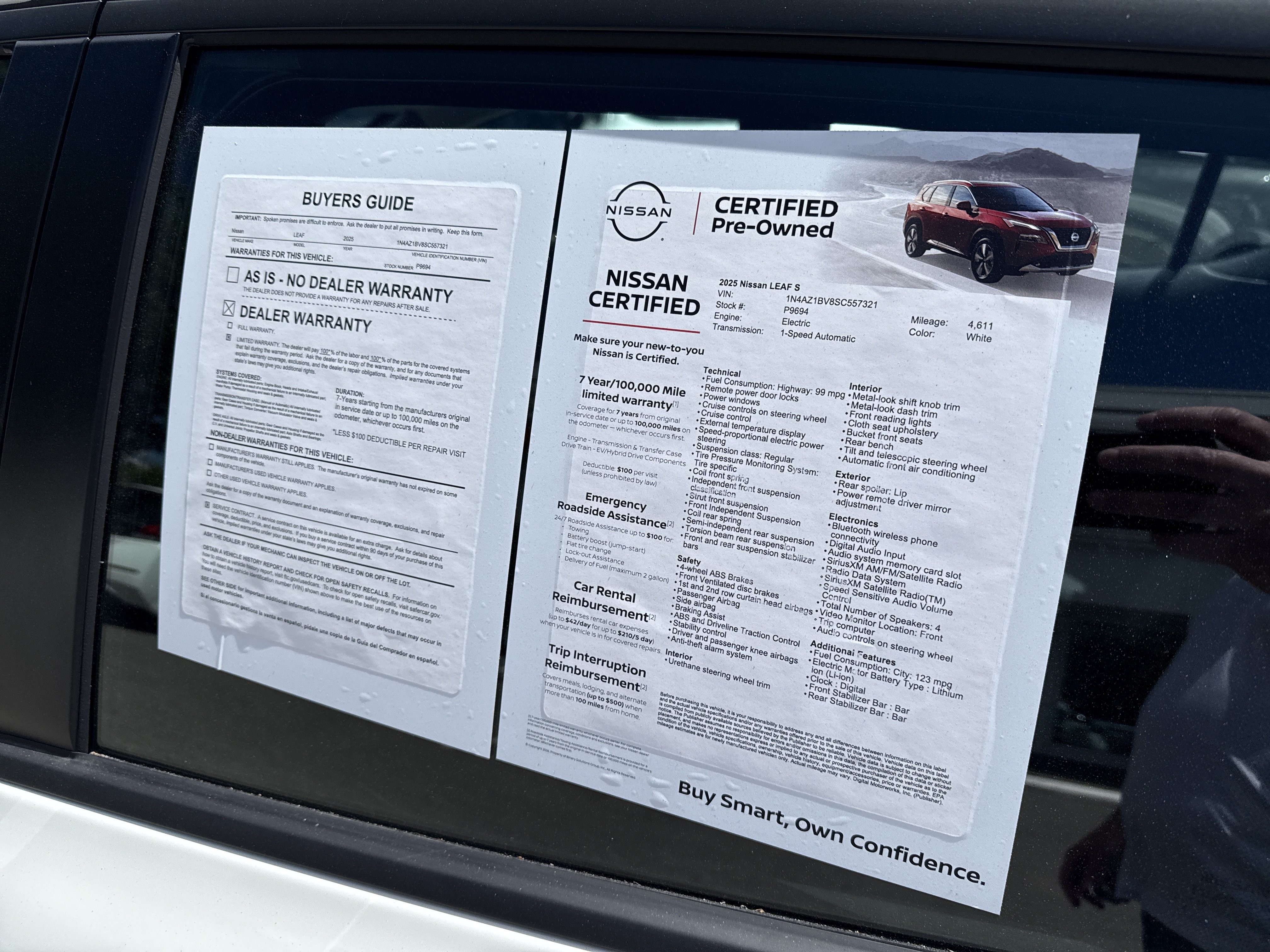 Certified 2025 Nissan Leaf S FWD image 11