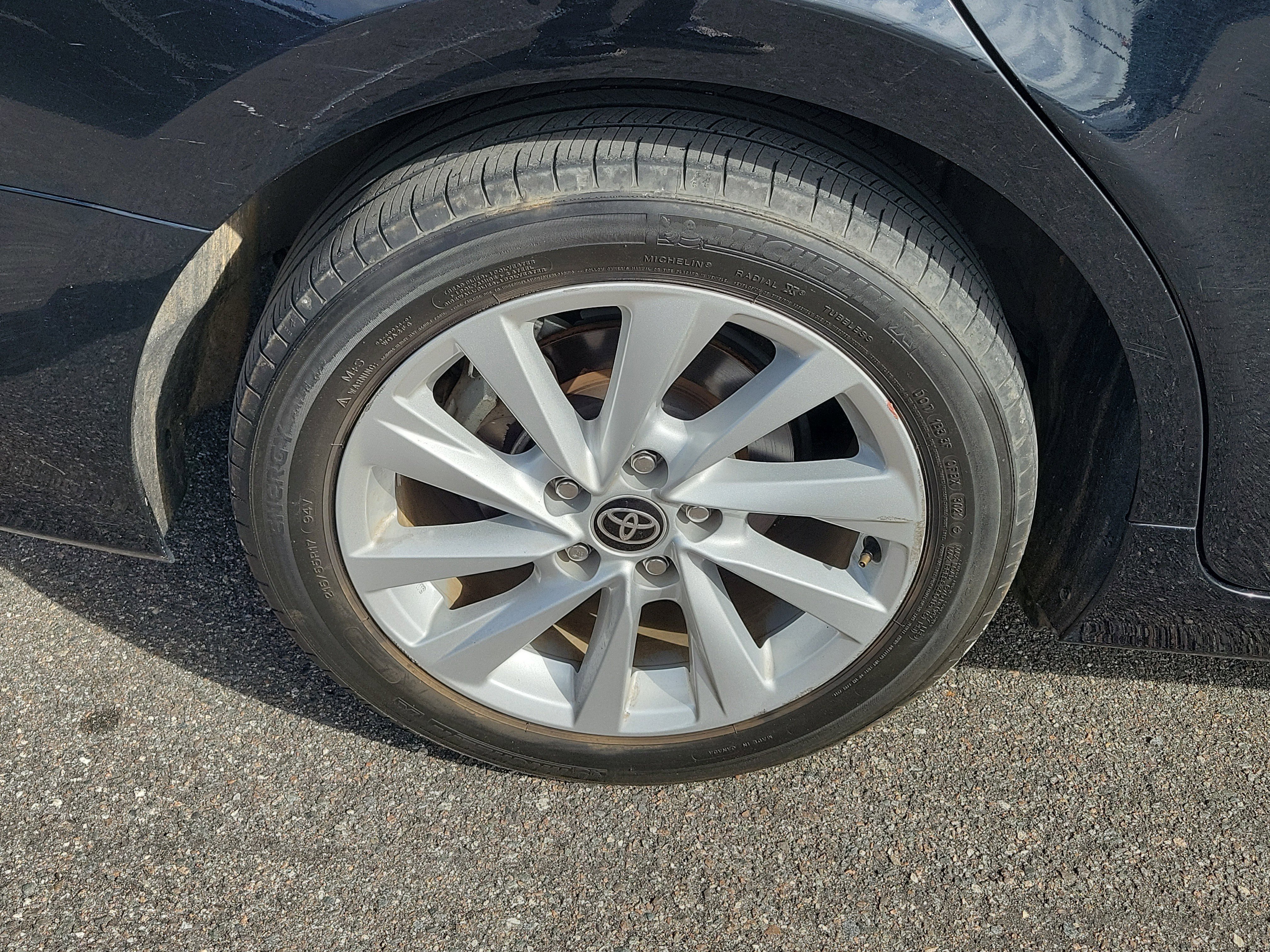 Used 2022 Toyota Camry LE image 38