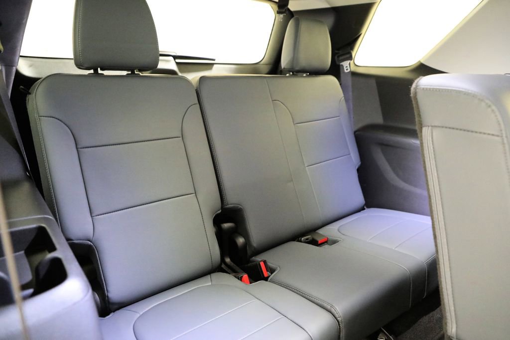 Used 2019 Chevrolet Traverse LT w/ LT Premium Package image 14