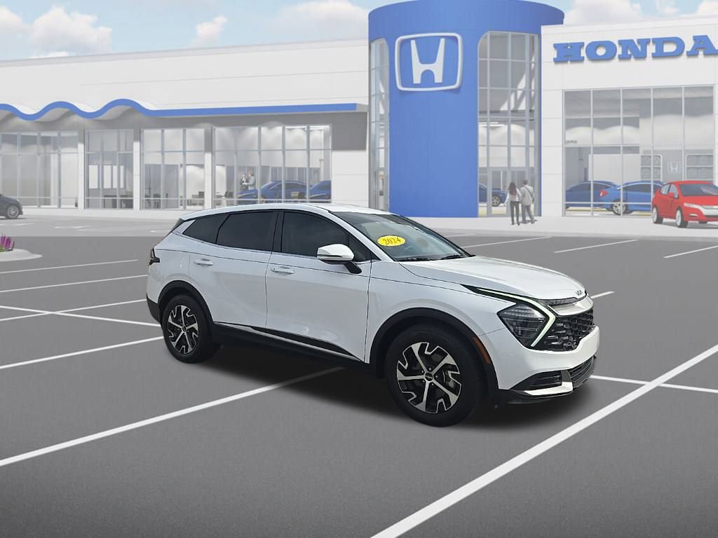 Used 2024 Kia Sportage EX image 1