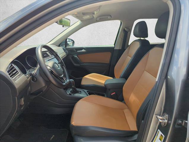 Used 2018 Volkswagen Tiguan SE FWD image 16