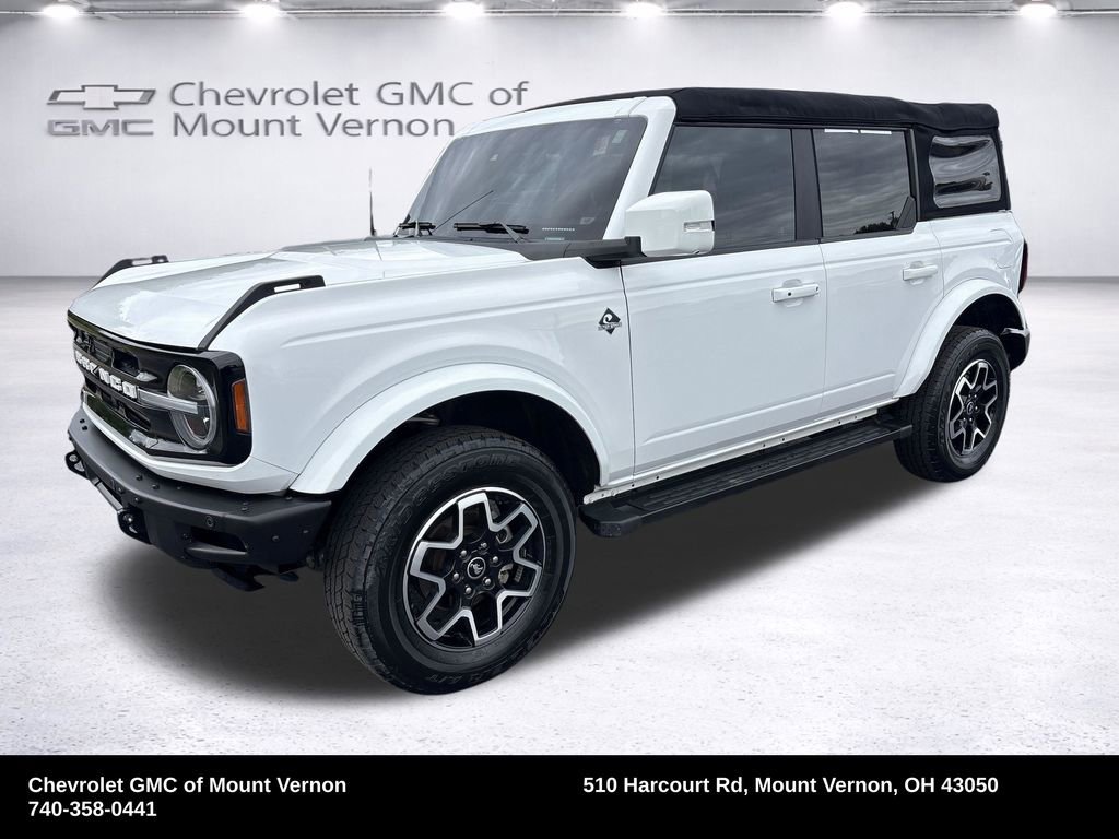 Used 2023 Ford Bronco Outer Banks AWD/4WD image 2