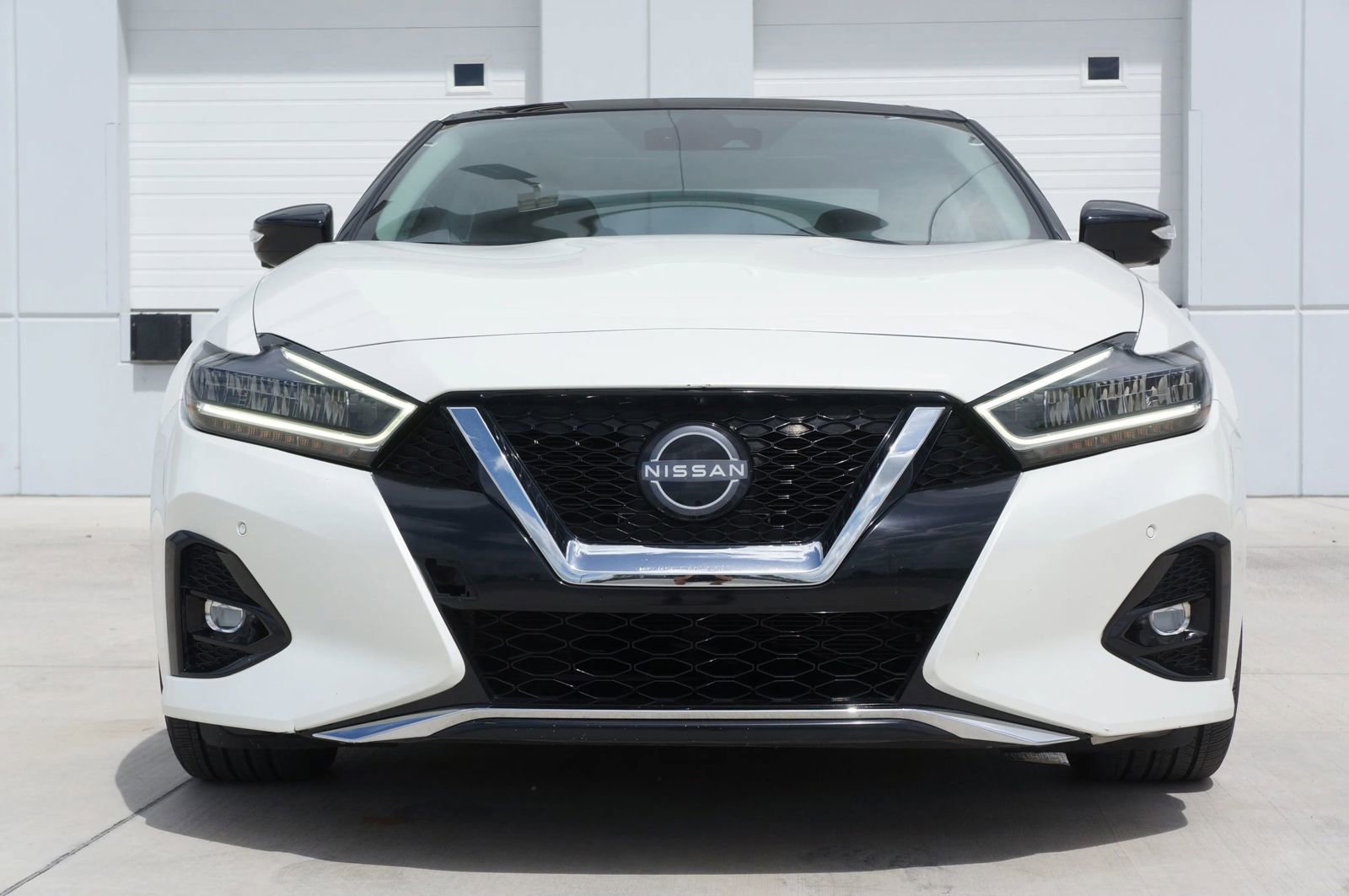 Used 2023 Nissan Maxima Platinum w/ Sport Mat Group FWD image 3