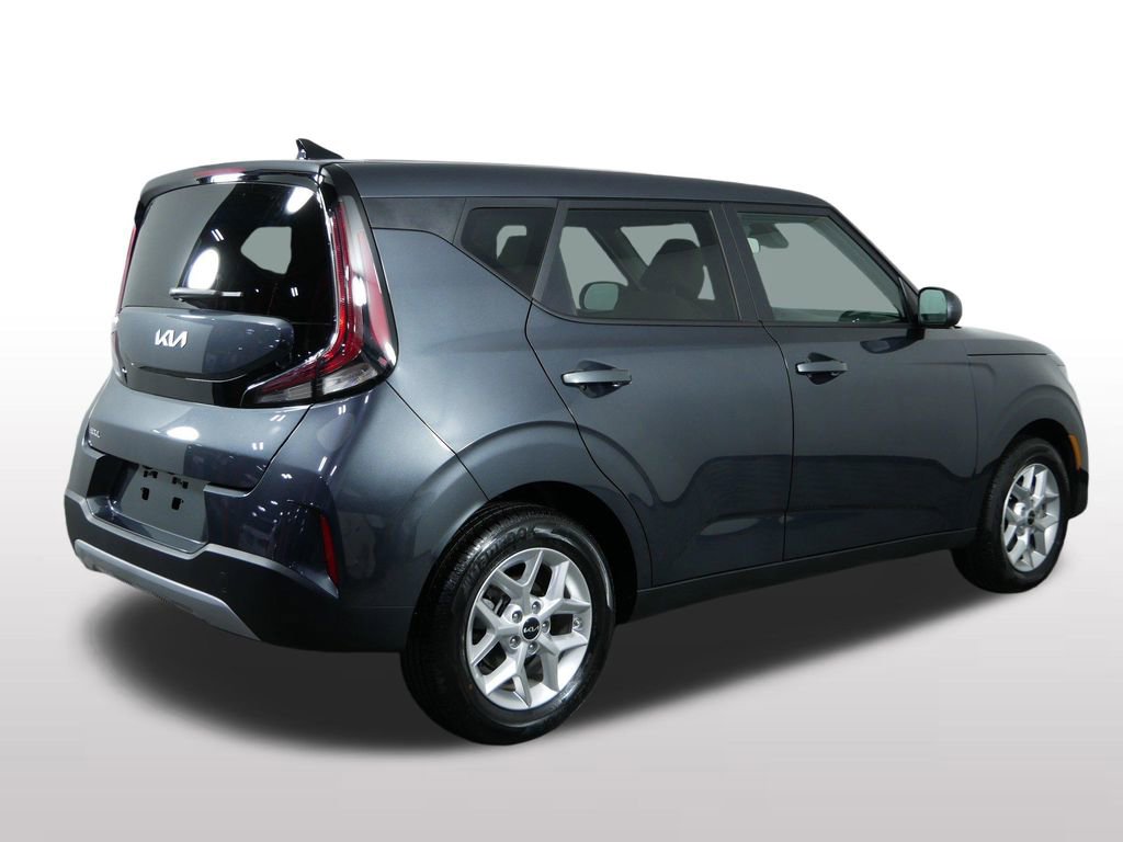 Certified 2025 Kia Soul LX FWD image 10