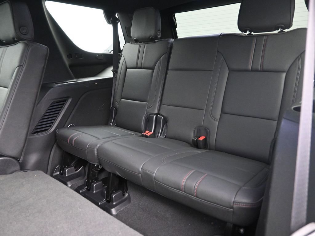 Used 2023 Chevrolet Tahoe RST RWD image 16