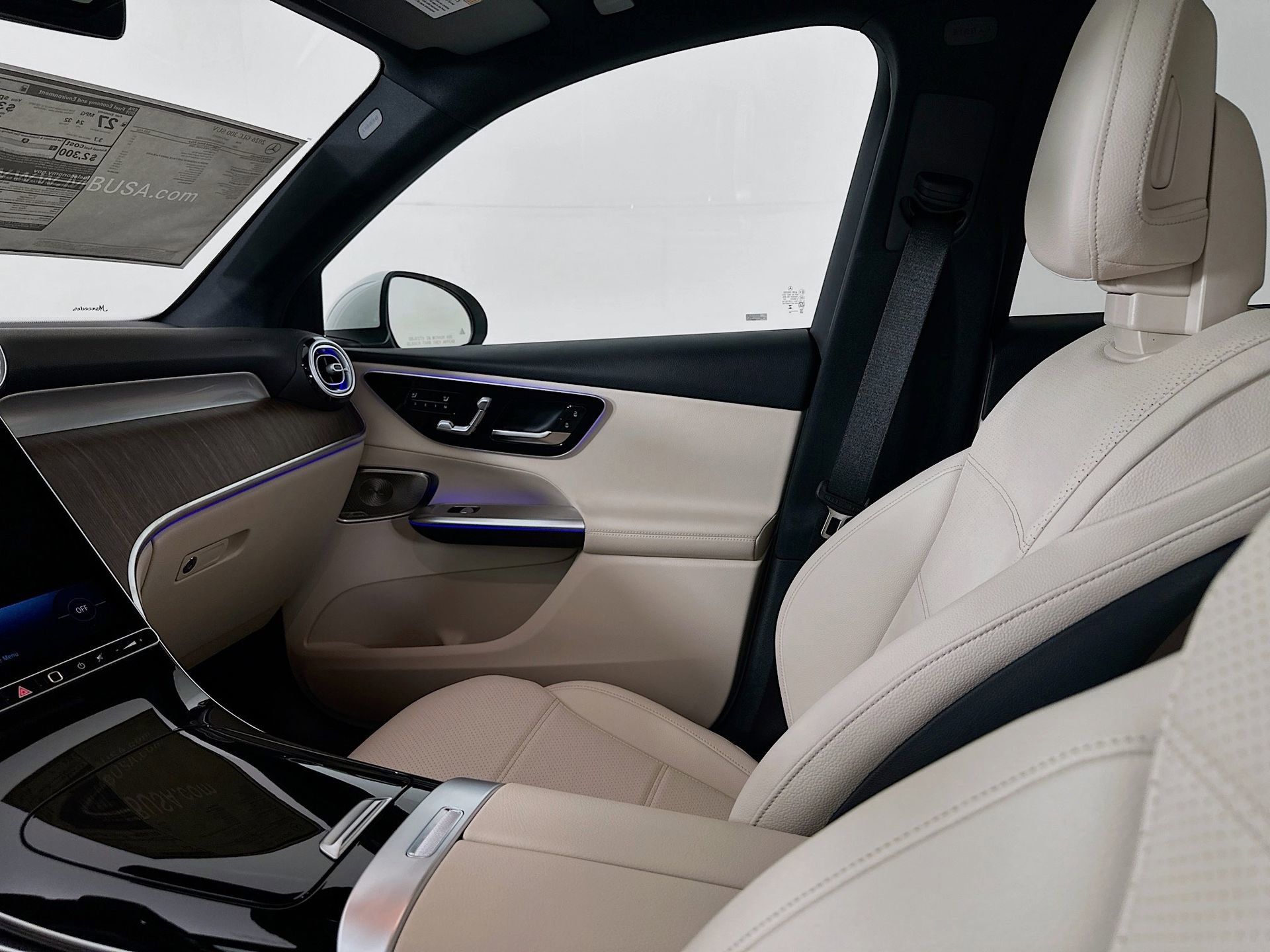 New 2026 Mercedes-Benz GLC 300 image 26