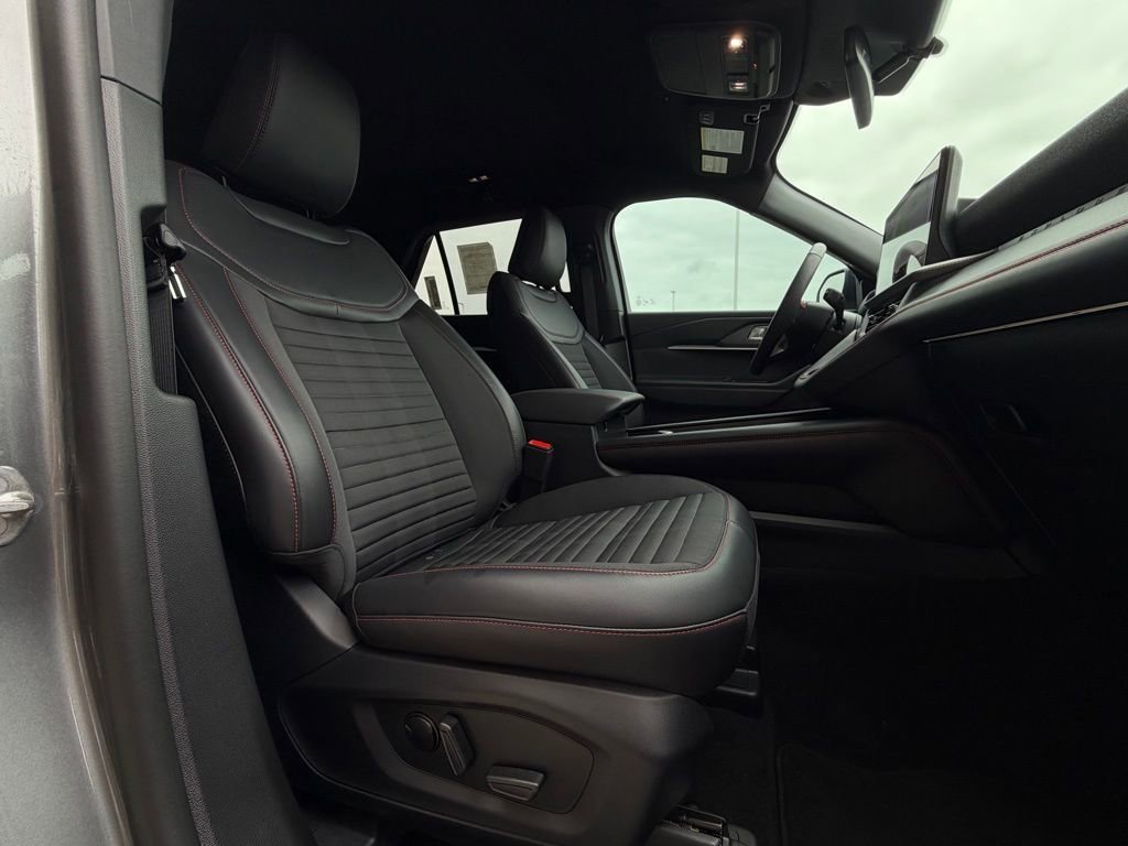 New 2026 Ford Explorer ST-Line w/ Premium Package image 62