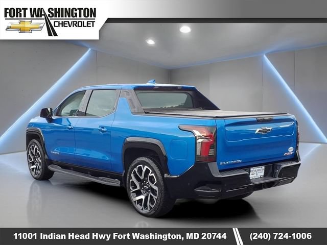Used 2025 Chevrolet Silverado EV RST AWD/4WD image 5