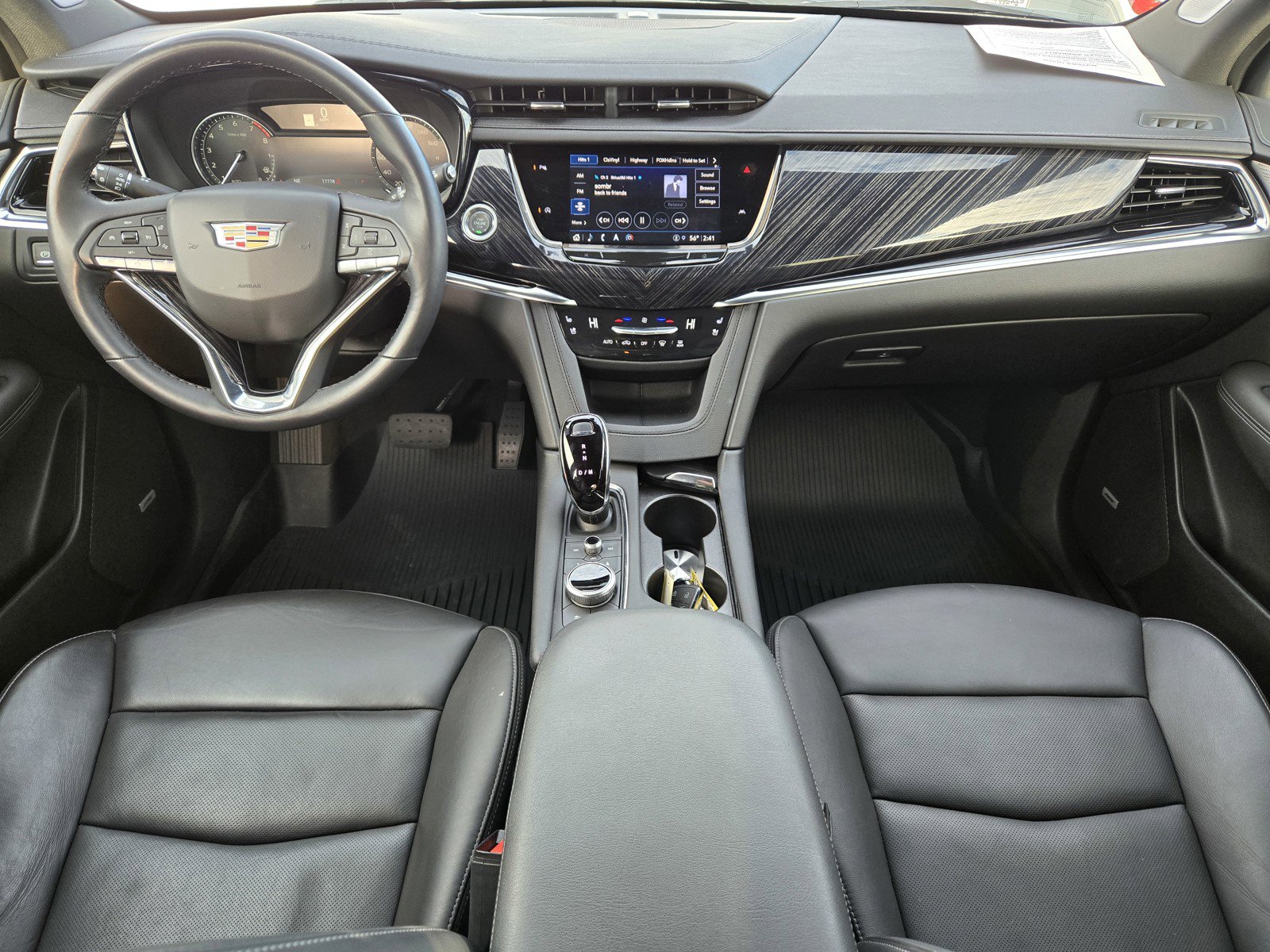 Certified 2025 Cadillac XT6 Premium Luxury image 12