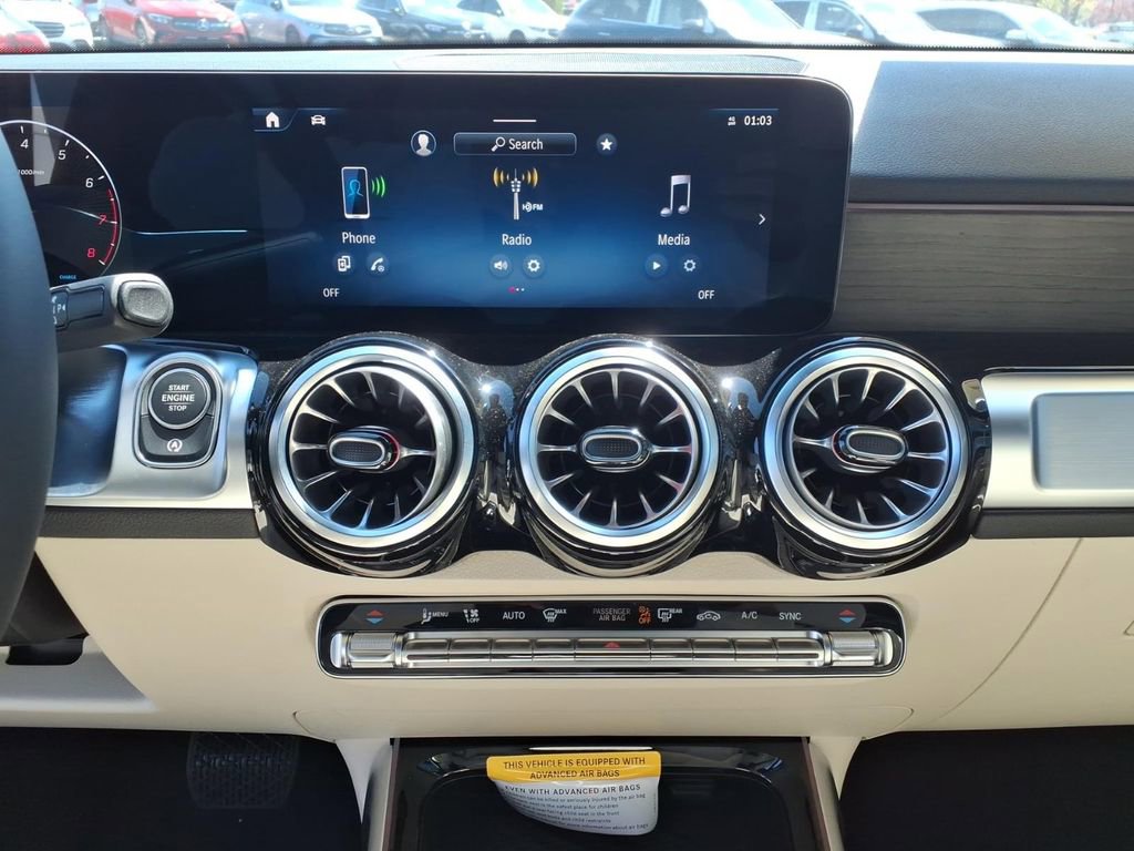 New 2026 Mercedes-Benz GLB 250 4MATIC image 22