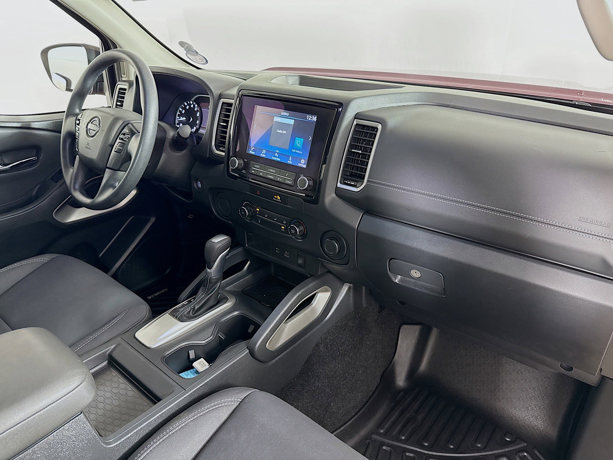 Used 2022 Nissan Frontier SV image 34