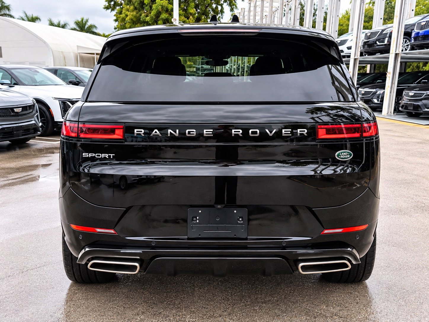 Used 2025 Land Rover Range Rover Sport Dynamic SE AWD/4WD image 4