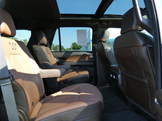 Certified 2024 Ford Expedition King Ranch AWD/4WD image 15