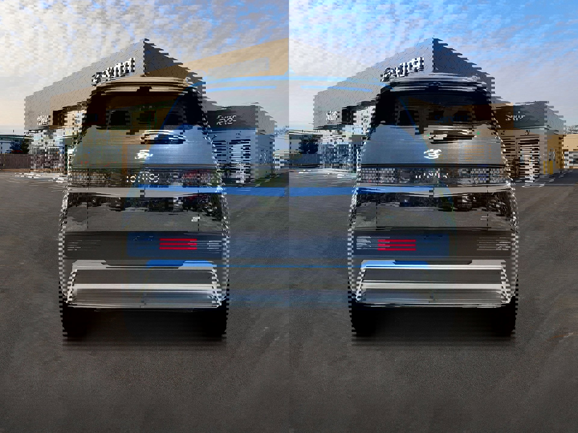 New 2026 Hyundai Ioniq 5 SEL image 6