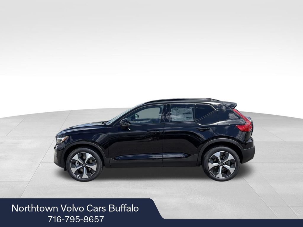 New 2026 Volvo XC40 B5 Plus w/ Climate Package AWD/4WD image 2