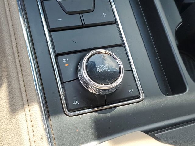 Used 2023 Ford Expedition Max XLT image 21
