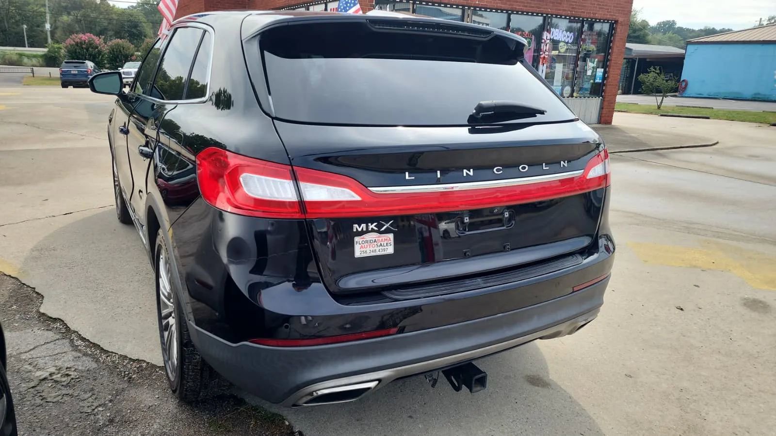 Used 2018 Lincoln MKX Reserve image 3