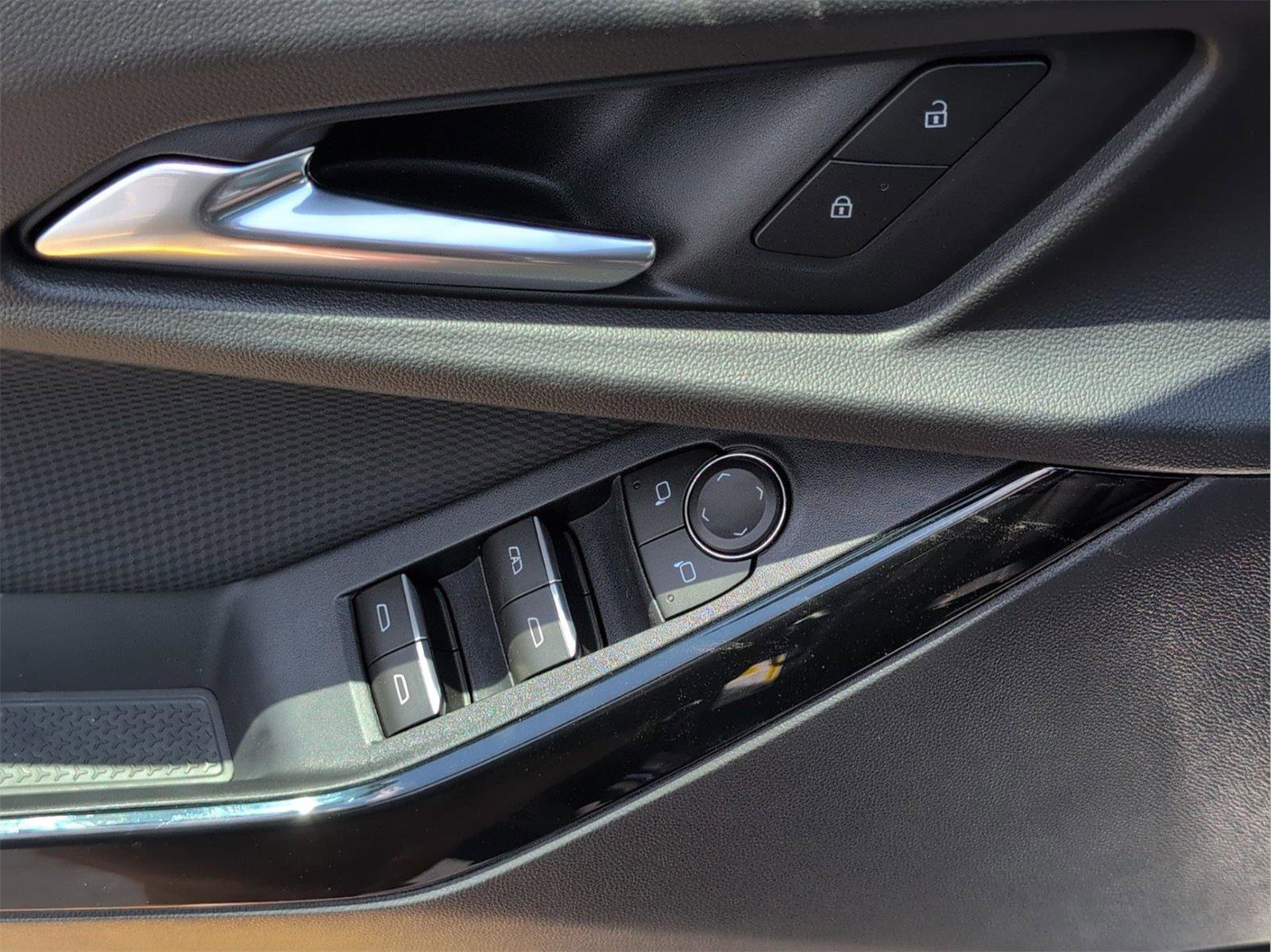 New 2026 Chevrolet Equinox RS w/ Safety and Technology Package FWD image 23