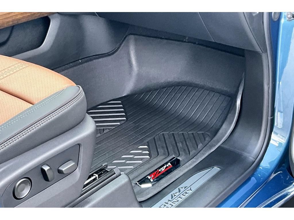 New 2026 Chevrolet Silverado 2500 High Country w/ High Country Premium Package AWD/4WD image 51