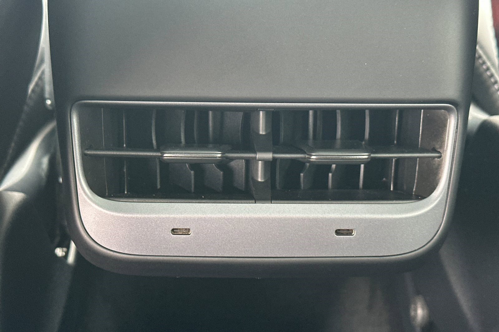 Used 2022 Tesla Model Y Long Range image 16