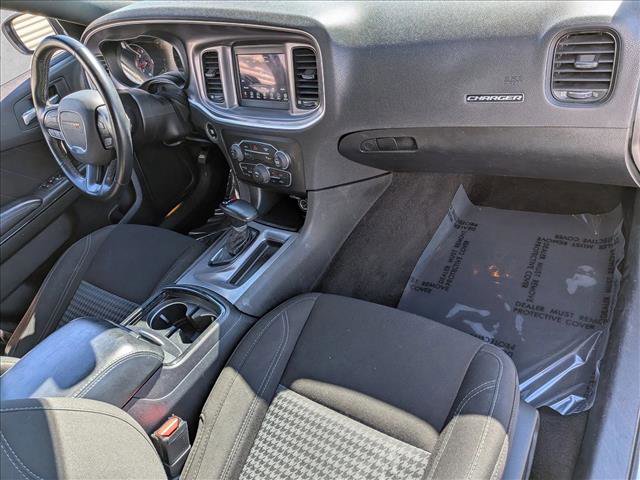 Used 2021 Dodge Charger SXT w/ Blacktop Package image 20