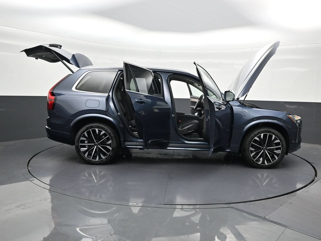 New 2026 Volvo XC90 T8 Plus AWD/4WD image 30