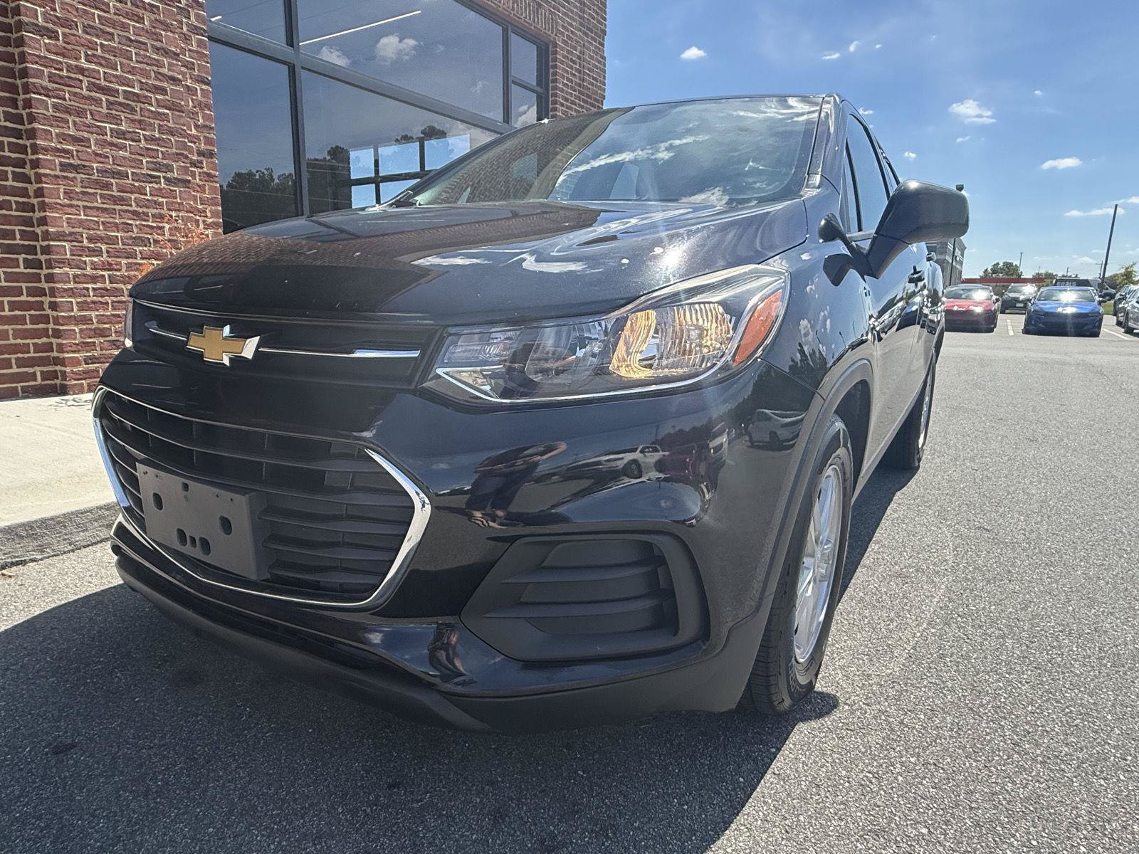 Used 2021 Chevrolet Trax LS w/ Tint and Cruise Package FWD image 24
