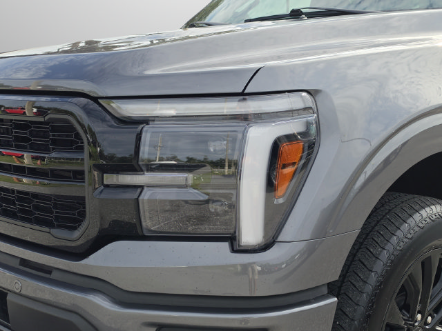 Used 2025 Ford F150 Lariat w/ Equipment Group 502A High AWD/4WD image 13